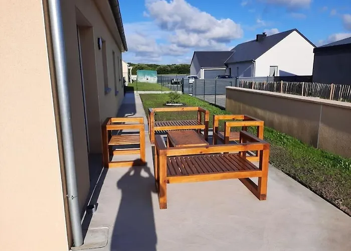 Maison Neuve Proche De La Casa de Férias